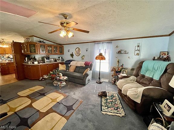 4th image of 39117 Brookfield Ave #4