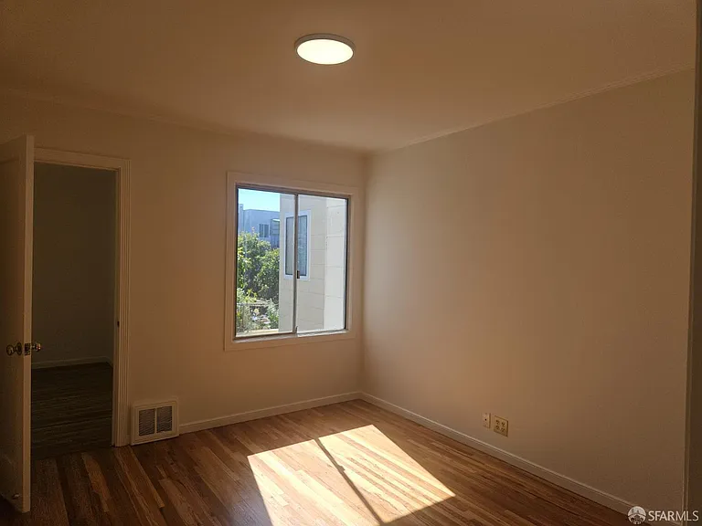 280 Cambridge St — Photo 15