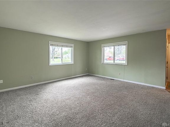 3rd image of 7824 Washington Park Dr