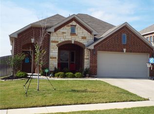 502 Boulder Creek Dr, Alvarado, TX 76009