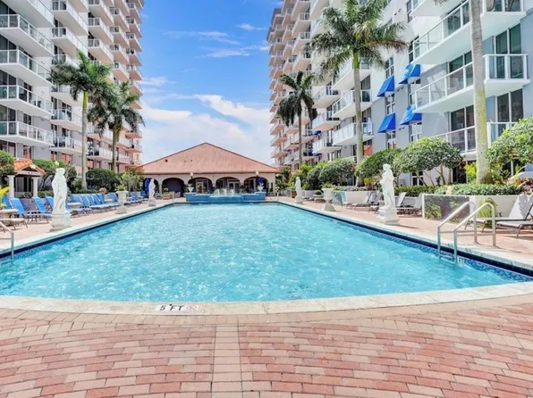 5091 NW 7th Street #TS-15, Miami, FL 33126