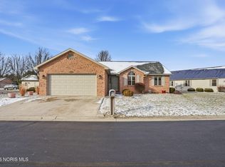 2125 Greystone Ct, Findlay, OH 45840