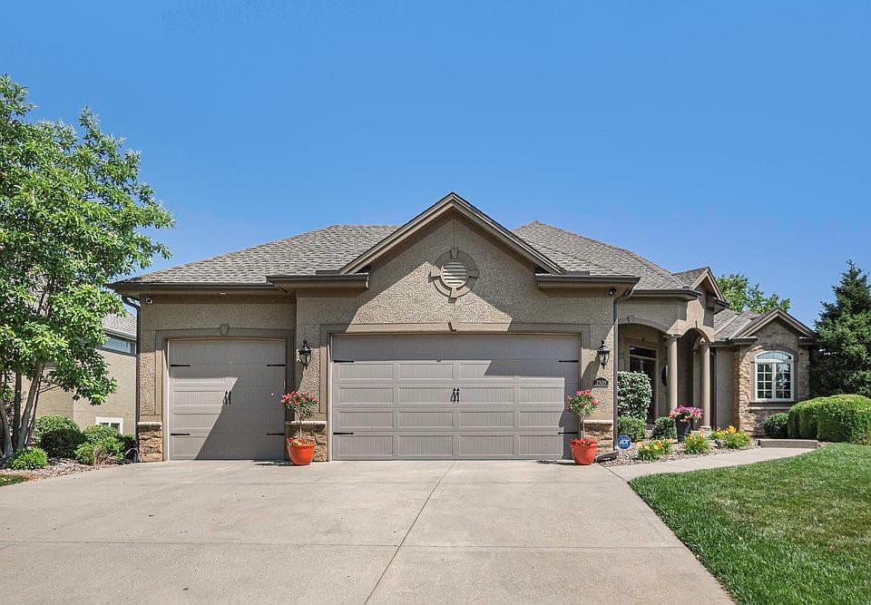 その他 NEIGHBORHOOD - NEIGHBORHOOD NH . ODE / P-CAN 68136 N Bay Rd, North Bend, OR 97459 | Zillow