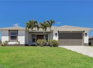 1013 SW 33rd St, Cape Coral, FL 33914