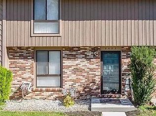 2427 Brook Ledge Rd, Bridgeville, PA 15017