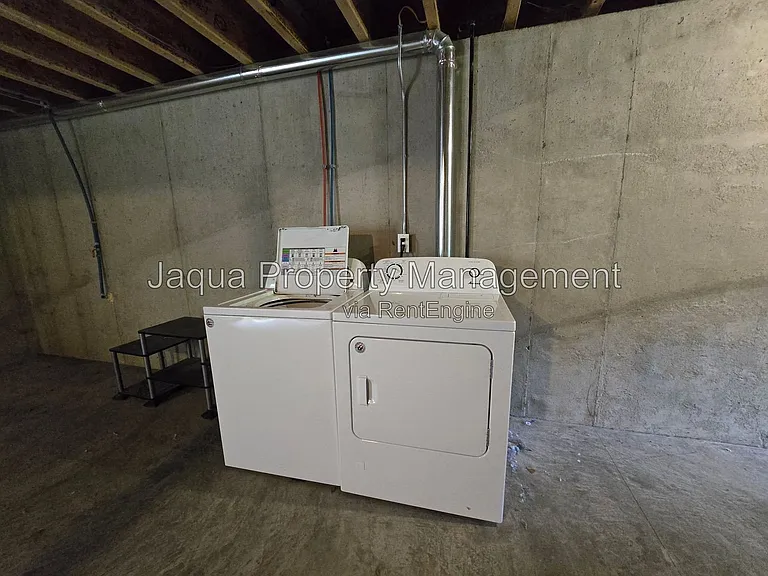 10578 Stadium Dr — Photo 22