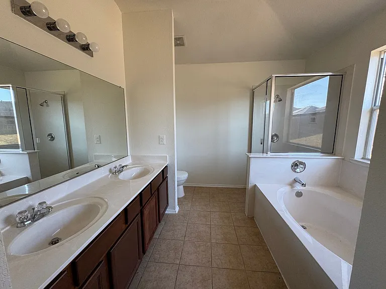 6206 Taree Loop — Photo 22