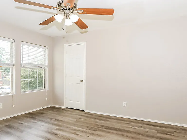 16770 N Thrasher Dr — Photo 13