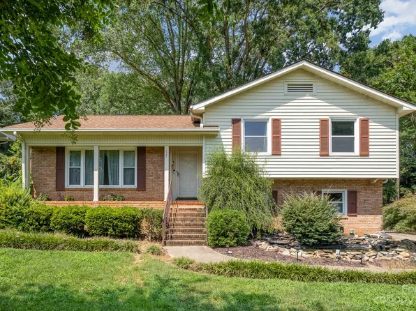 1827 Edgewater Dr, Charlotte, NC 28210