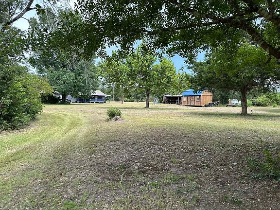 4th image of 2001 Alsobrooks Rd