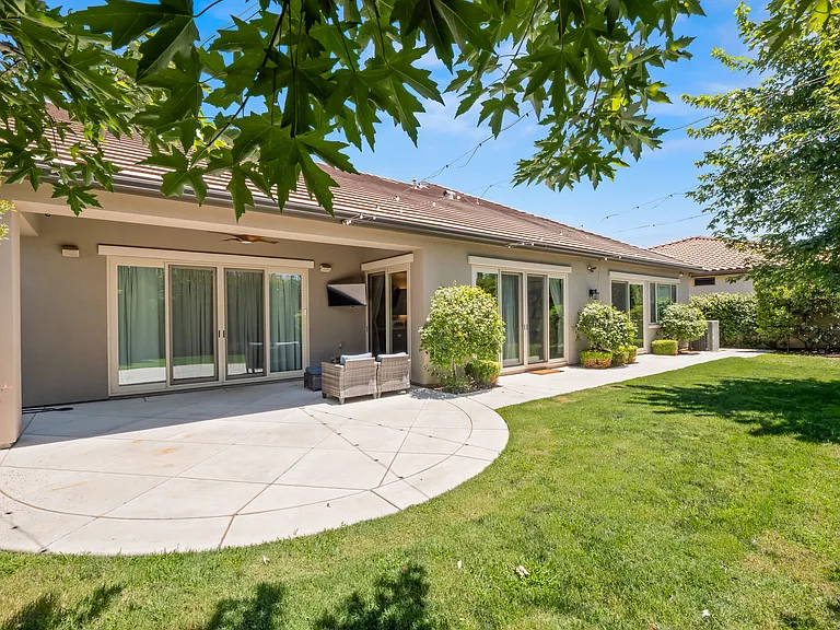 11865 N Ridgeway Dr — Photo 49