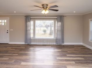 2003 King St, Beaufort, SC 29902