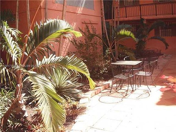 3rd image of 660 Tennis Club Dr APT 101