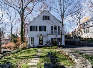 16 Sunnyside Ave, Darien, CT 06820