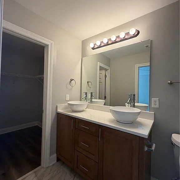 6035 Bayrose Cir — Photo 18