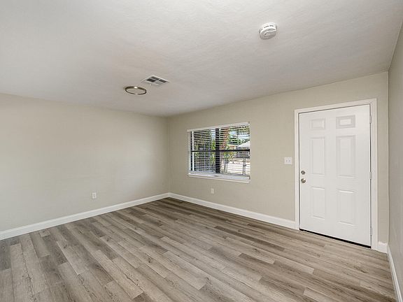 2nd image of 309 N Georgia Ave
