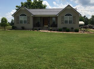 3929 Gourdneck Rd NW, Tullahoma, TN 37388