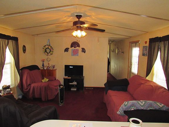 2nd image of 121 Sugar Creek Ln