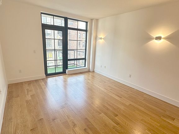 5th image of 25 Bruckner Blvd APT 3I