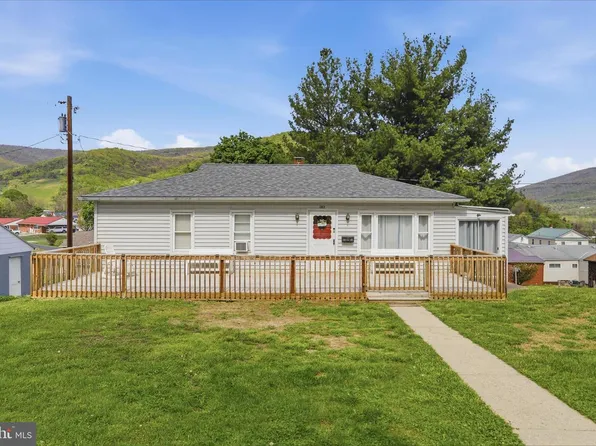 182 C St, Keyser, WV 26726