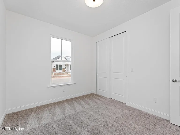 22 Upton Ln — Photo 23