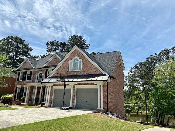 2nd image of 1165 Maycroft Knl
