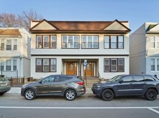816 S 19th St #2R, Newark, NJ 07108
