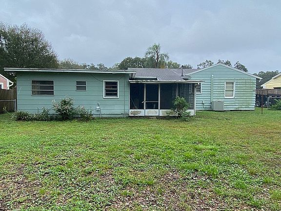 3rd image of 4918 Wishart Blvd