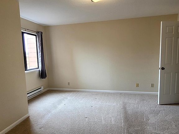 5th image of 1109 Vicente St #201