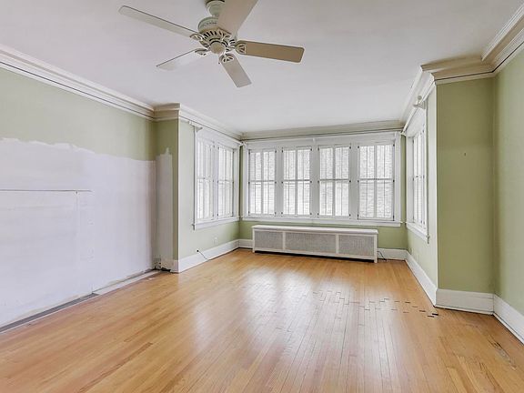 4th image of 2245 W Giddings St