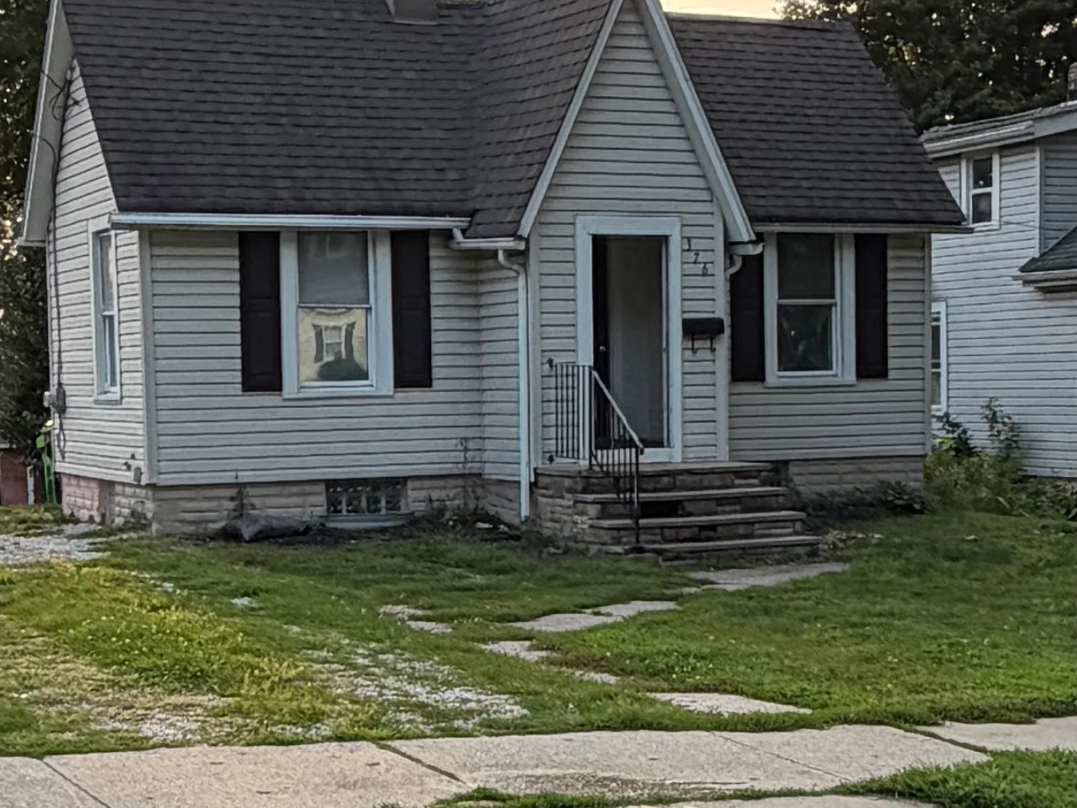 2 bed, 900 sqft, $1,100 — Photo 1