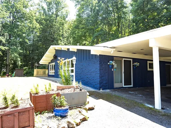 4403 W Pike Rd, Indiana, PA 15701