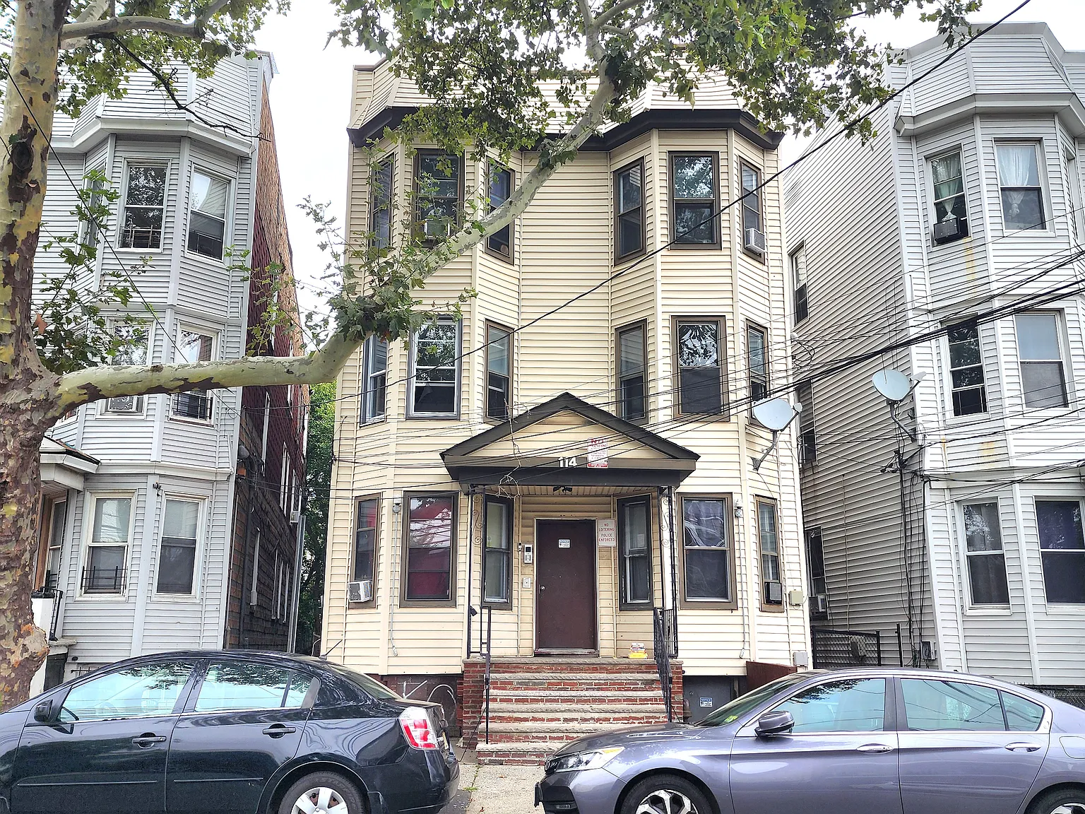 114 Neptune Ave — Photo 1