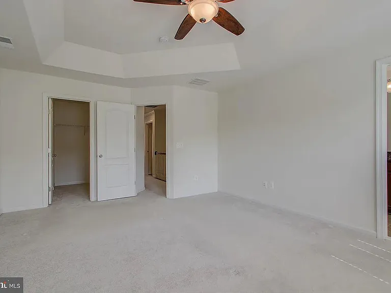 22648 Vienna Green Ter — Photo 18