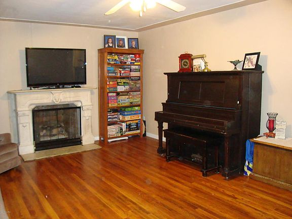 3rd image of 1536 Millbrook St SE