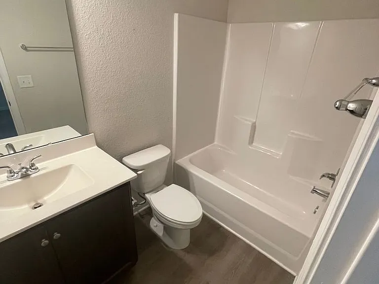 2020 Wiggins Village Dr — Photo 5
