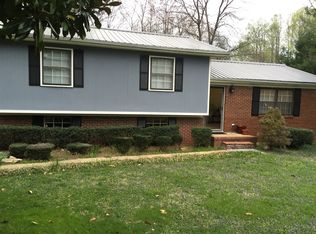 5705 Dowler Ln, Signal Mountain, TN 37377