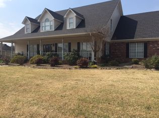 925 Robynmar Cir, Conway, AR 72034