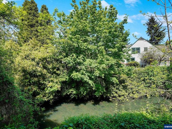 777 Cottage St NE, Salem, OR 97301
