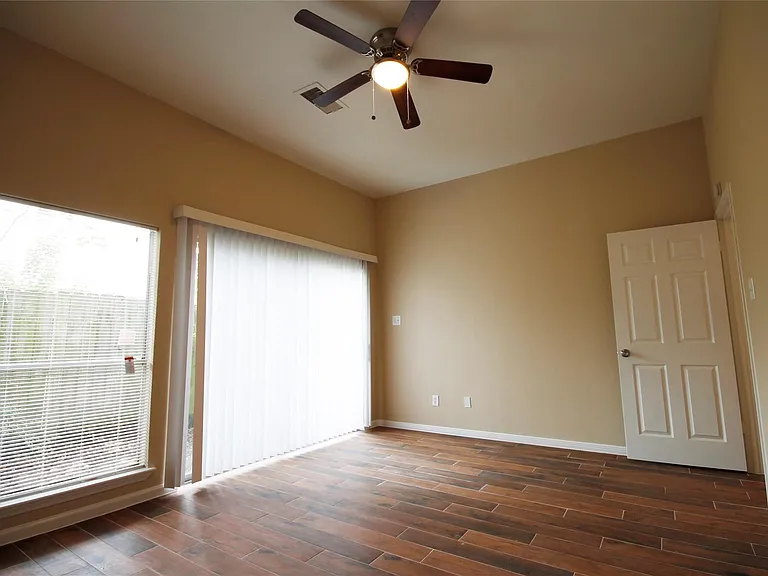 11615 Glenwolde Dr — Photo 11