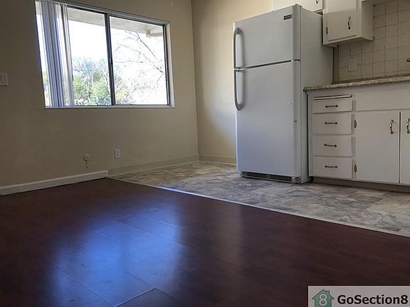3rd image of 132 N 5th St APT 9