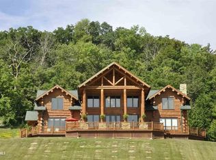 3270 Us Route 20 W, Hanover, IL 61041