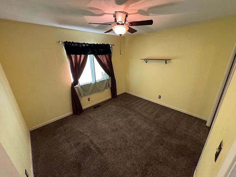 8118 Colonial Dr — Photo 14