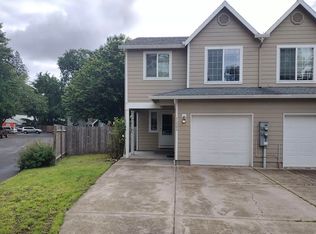 1130 N Meridian St APT A, Newberg, OR 97132