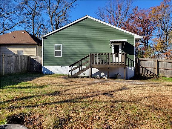 2nd image of 1013 S Josephine Boyd St