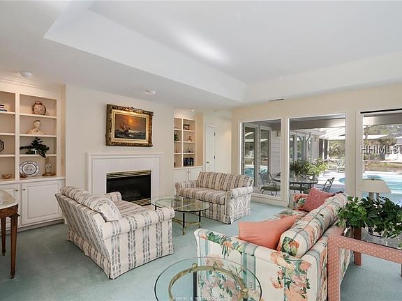 4th image of 36 S Beach Ln