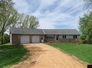 45458 561st Ave, New Ulm, MN 56073