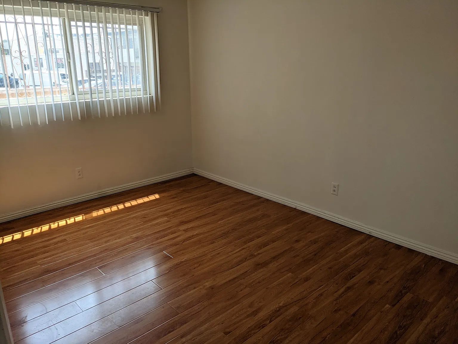2 bed, 800 sqft, $2,650 — Photo 2