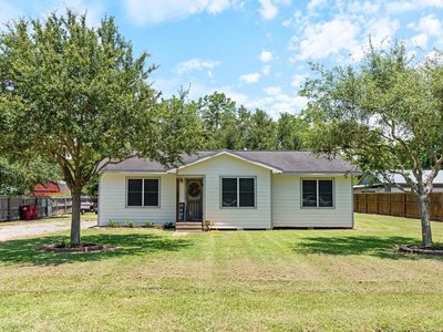 444 Avenue C, Blessing, TX, 77419