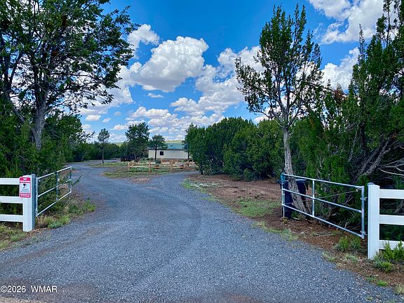 3rd image of 473 County Road 3144 N